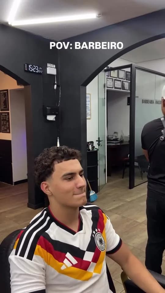 Por aí é assim também?