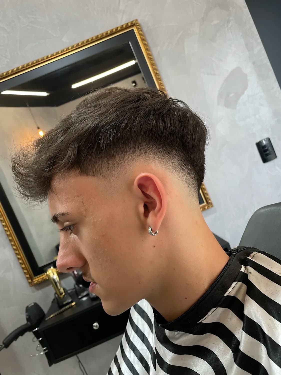 Corte e barba