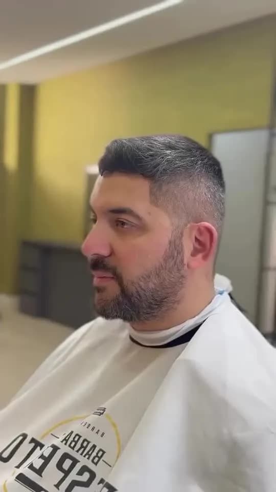 Corte e barba